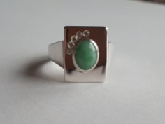 Zilveren ring met jade en saffier (3)